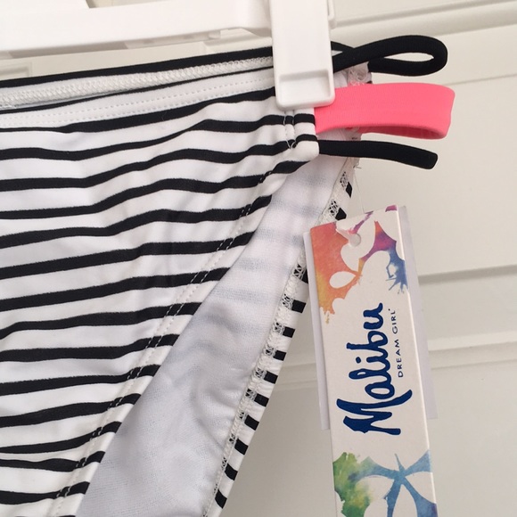 New Malibu Swim Bikini Bottom Size Small White Black Stripes Swimwear NWT - Picture 2 of 8